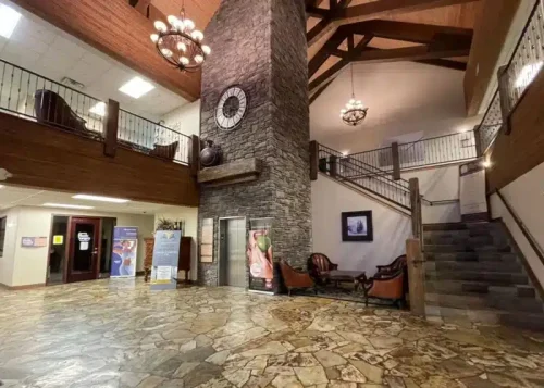 NOB_BuildingLobby_small_1655508560